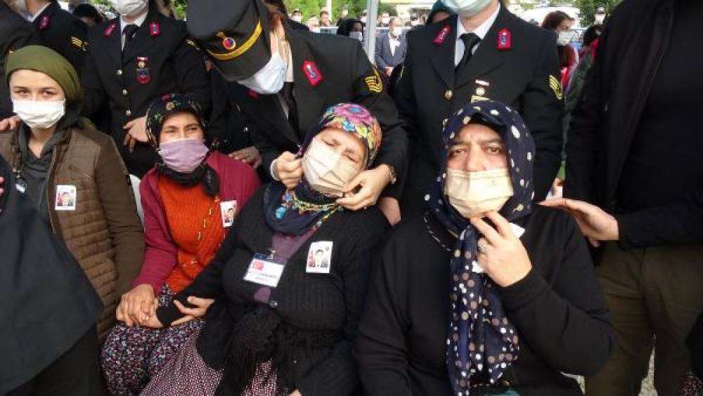 Şehit astsubay, son yolculuğuna uğurlandı