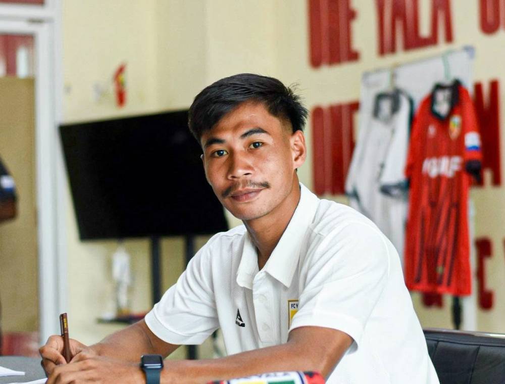 Tayland'da futbol ma&ccedil;ında sahaya yıldırım d&uuml;şt&uuml;: 1 &ouml;l&uuml;, 12 yaralı