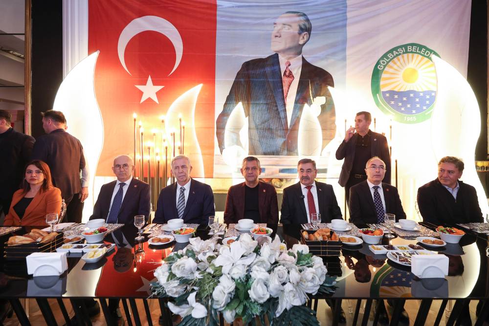 &Ouml;zel: T&uuml;rkiye Filistin&rsquo;in yanında durmalıdır