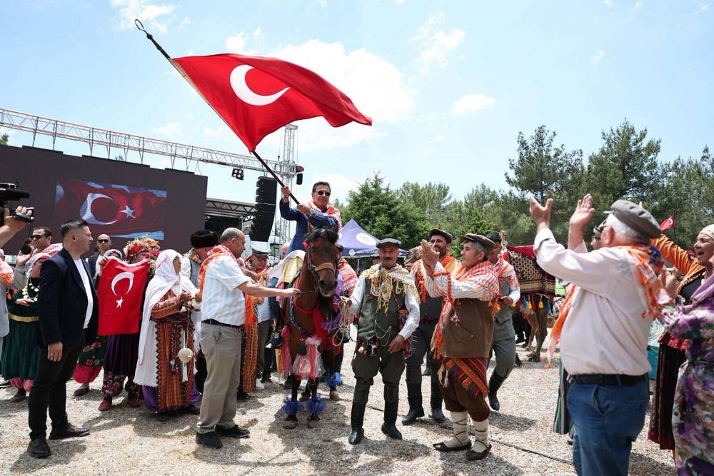 Muğla'da 17. Uluslararası Y&ouml;r&uuml;k-T&uuml;rkmen Toyu coşkusu yaşandı