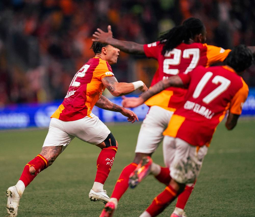 Galatasaray, Kasımpaşa karşısında yeniden &ccedil;ıkış peşinde