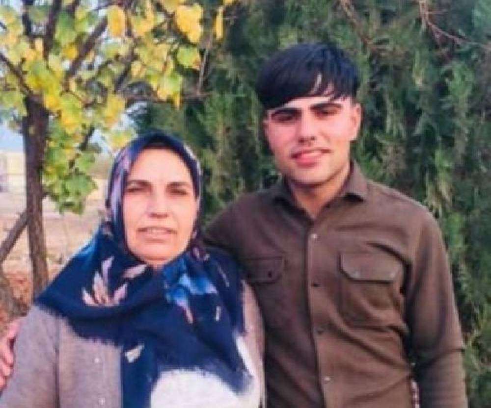 Elektrik akımına kapılan anne ve oğlu öldü