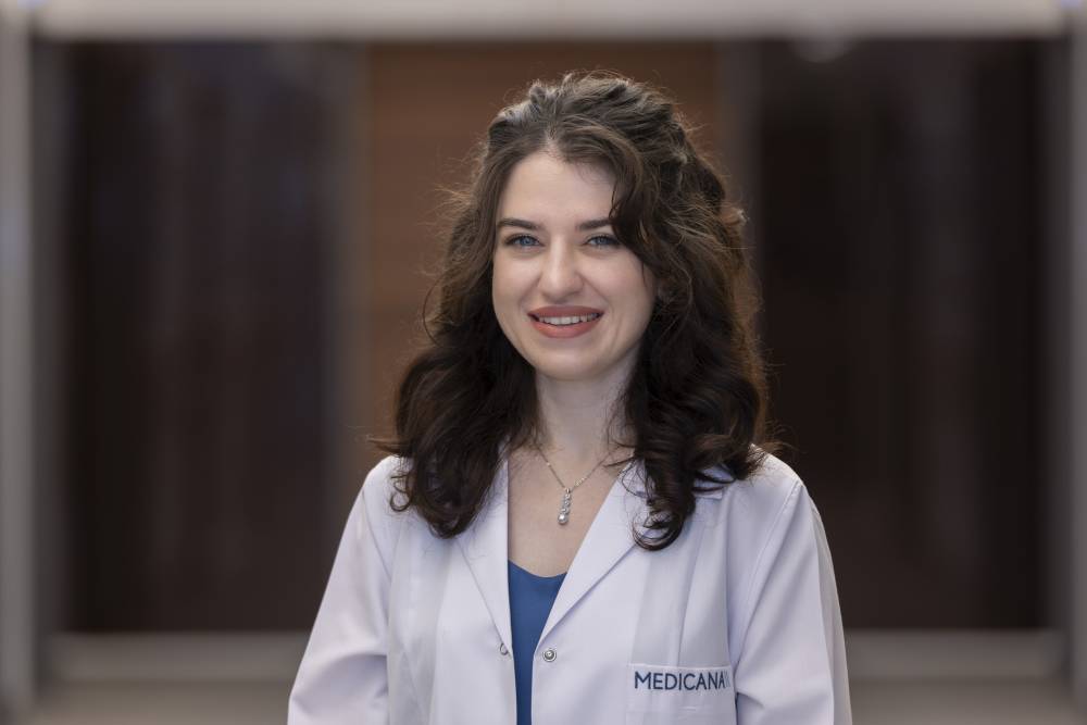 &lsquo;Sağlıklı oru&ccedil; i&ccedil;in en &ouml;nemli adım bol su i&ccedil;mek&rsquo;