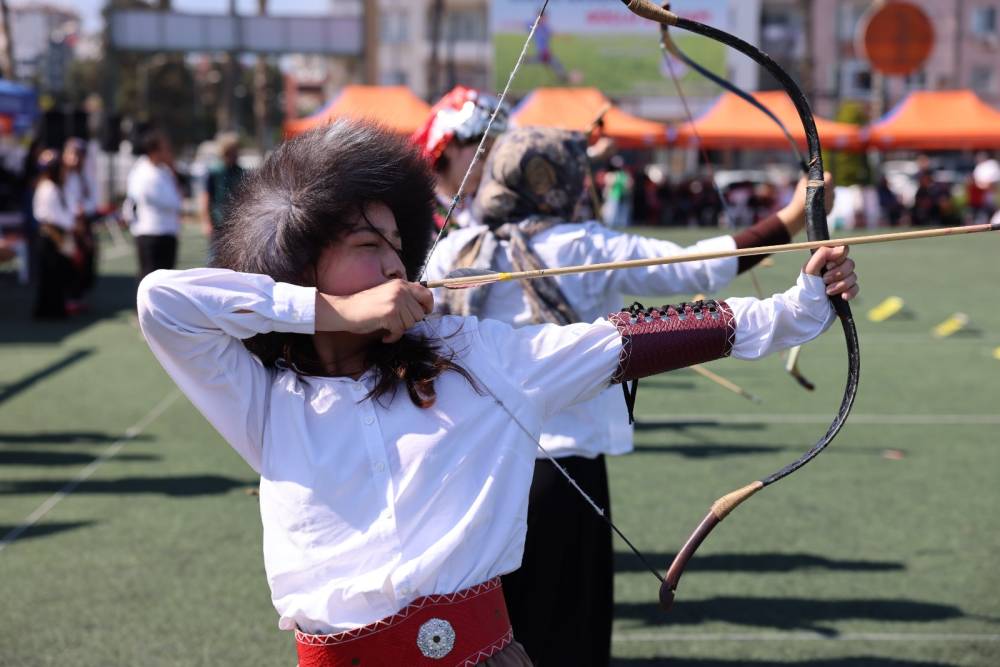 Akdeniz&rsquo;de geleneksel ok&ccedil;uluk r&uuml;zgarı