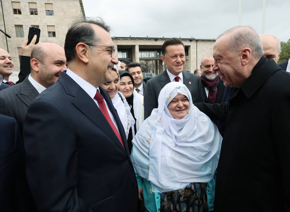 Cumhurbaşkanı Erdoğan: Meyhane jargonuyla siyaset&ccedil;ilik oynamaktan vazge&ccedil;in