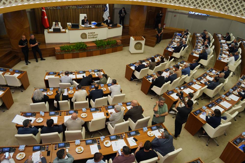 Mecliste &lsquo;Enginyurt&rsquo; tartışması