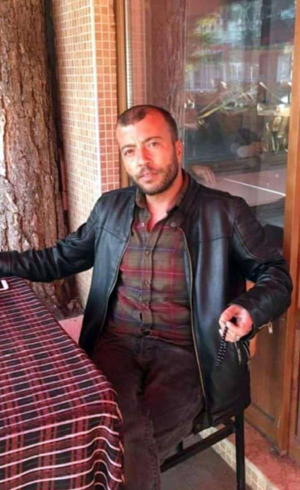 Arkadaşını bıçaklayarak öldürdü, emniyete gidip teslim oldu 