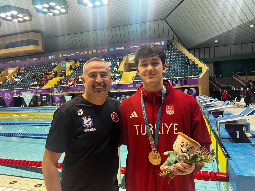 Denizlili yüzücü Ahmet'ten Riyad'da tarihi başarı