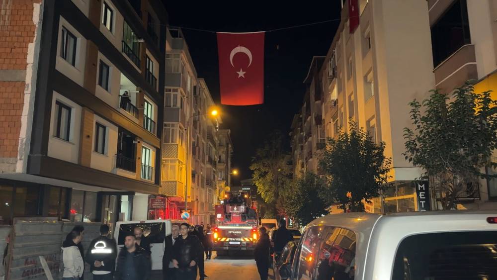 İstanbul - Şehit Pilot Hasan Bahar'ın şehadet haberi ailesine verildi 