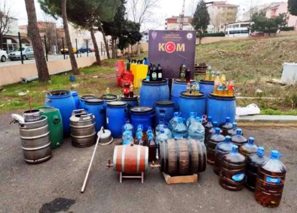 Tekirdağ'da 1.3 ton 'sahte içki' ele geçirildi; 3 gözaltı