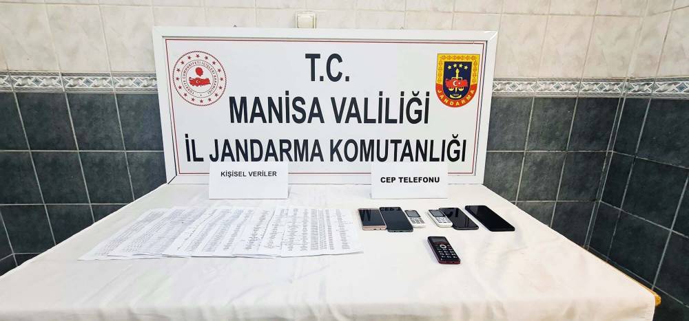 15 bin kişinin kişisel verilerini ele ge&ccedil;irmişler; 4 tutuklama