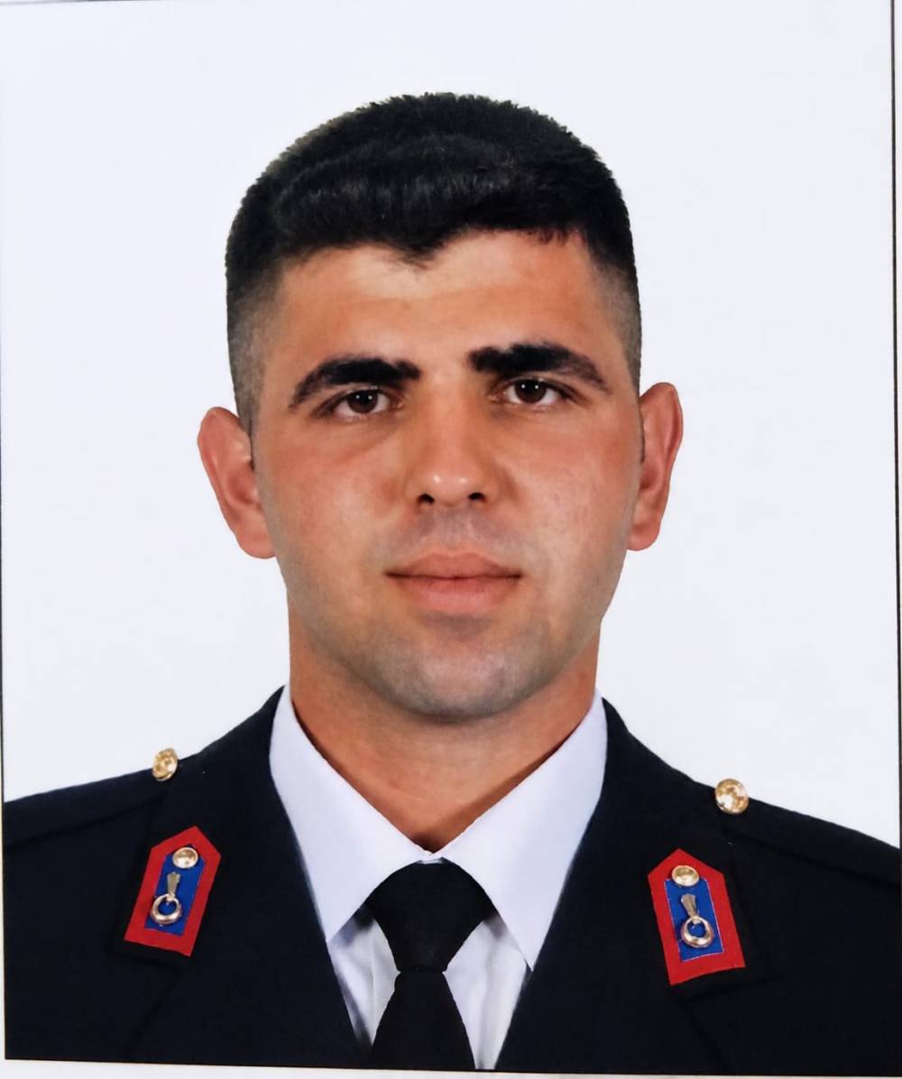 Kalp krizi ge&ccedil;iren il&ccedil;e jandarma komutanı yaşamını yitirdi