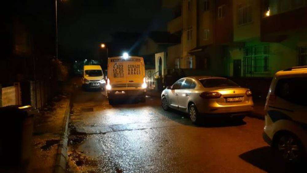 Yalnız yaşayan kadın evinde ölü bulundu 