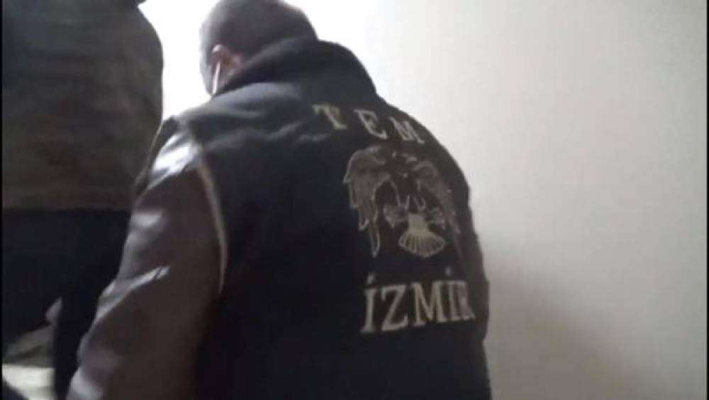 İzmir merkezli 31 ilde FETÖ operasyonu: 99 şüpheli hakkında gözaltı kararı verildi 