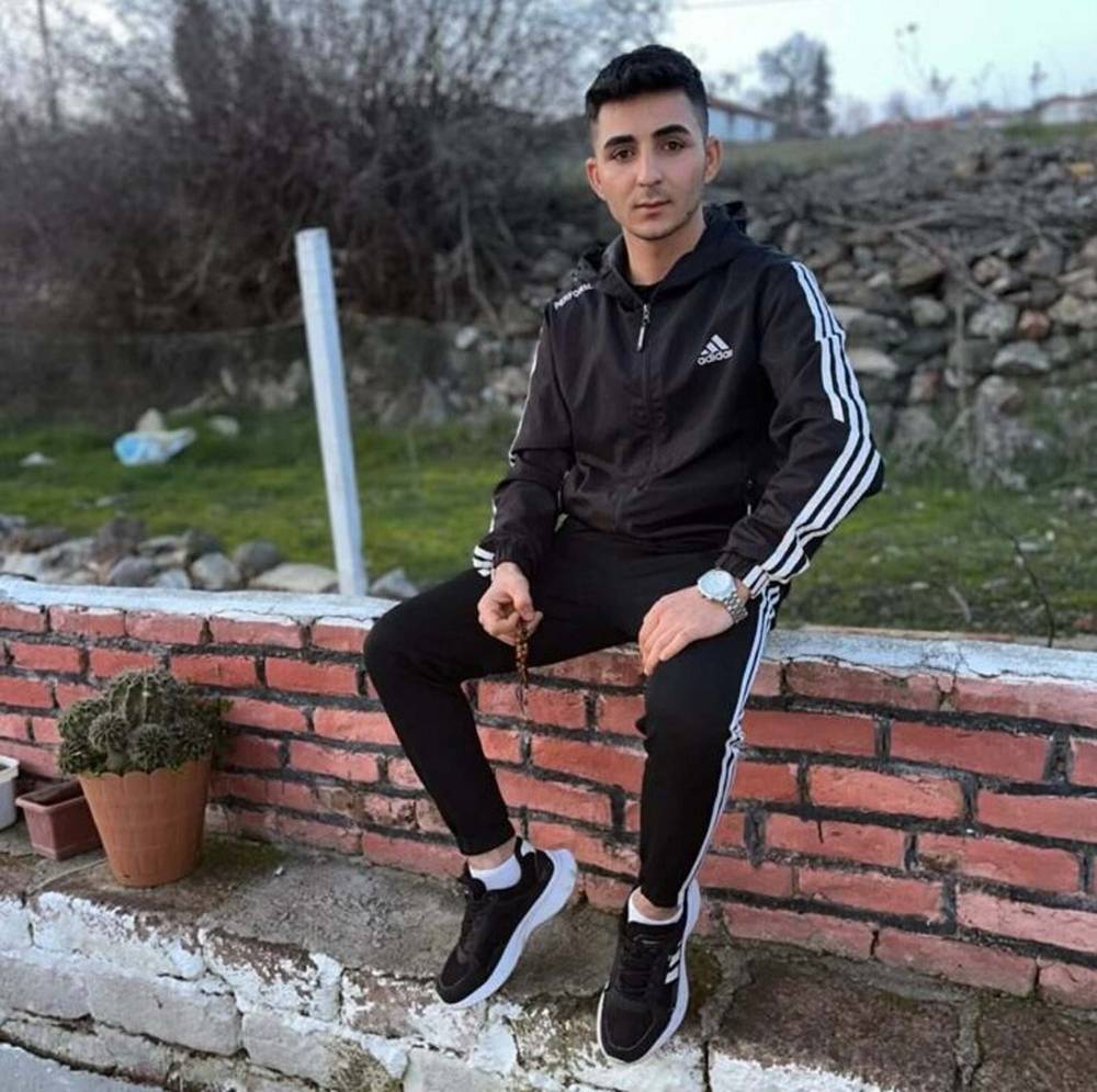 Beton mikseri ağa&ccedil;ların &uuml;zerine devrildi; 1 &ouml;l&uuml;, 1 yaralı