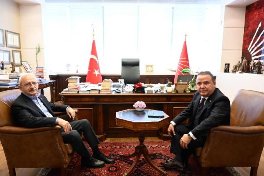 Başkan Böcek, Kılıçdaroğlu'nu ziyaret etti