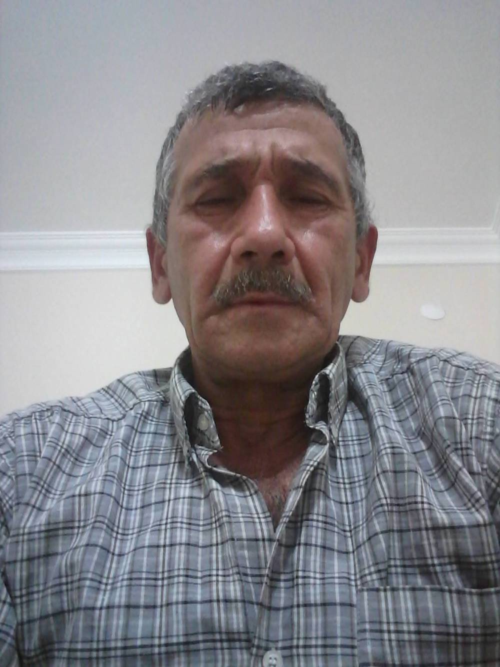Kesilen ağacın dalının &ccedil;arptığı orman iş&ccedil;isi &ouml;ld&uuml;