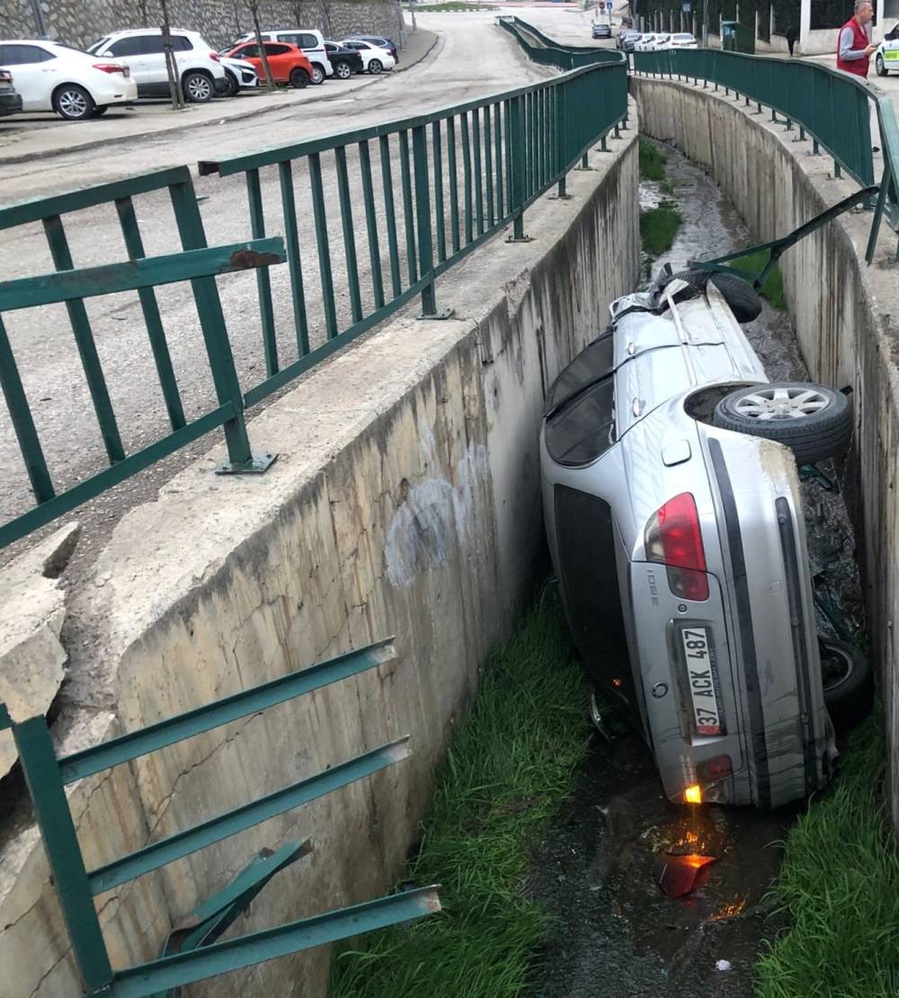 Kaza yapan ehliyetsiz ve alkoll&uuml; s&uuml;r&uuml;c&uuml;ye 225 bin TL ceza