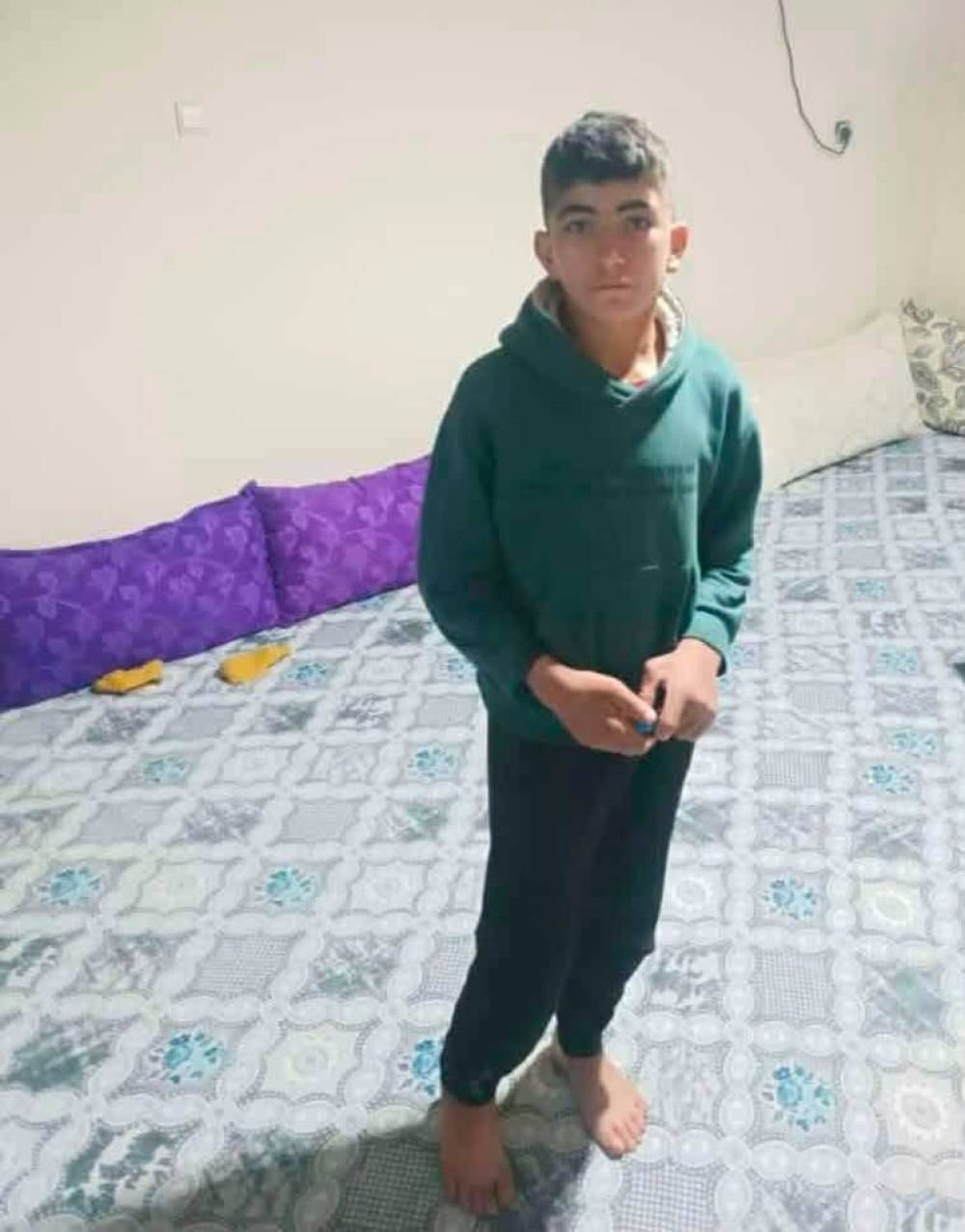 Dedesinin evinde &ouml;l&uuml; bulunan 16 yaşındaki Devran, toprağa verildi