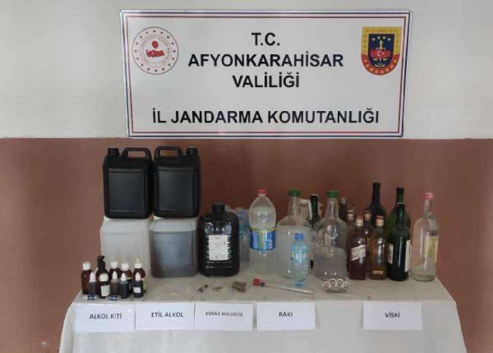 Jandarmadan kaçak içki operasyonu