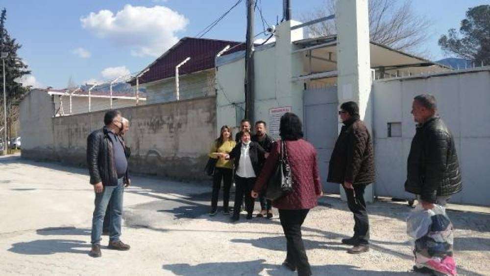 Eşini öldüren 4 çocuk annesine 'meşru müdafaa' gerekçesiyle ceza verilmedi (2)