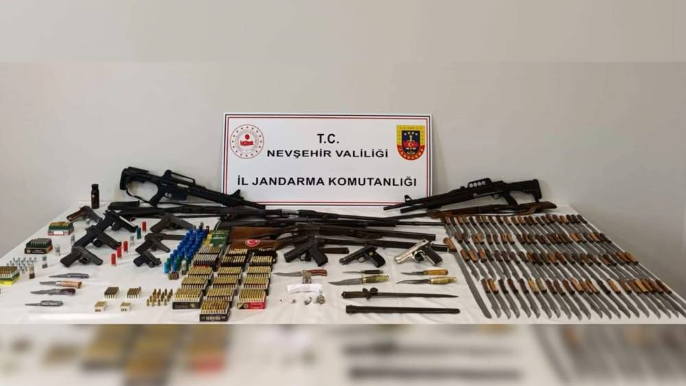 27 ilde silah ka&ccedil;ak&ccedil;ılarına y&ouml;nelik operasyon; 259 g&ouml;zaltı