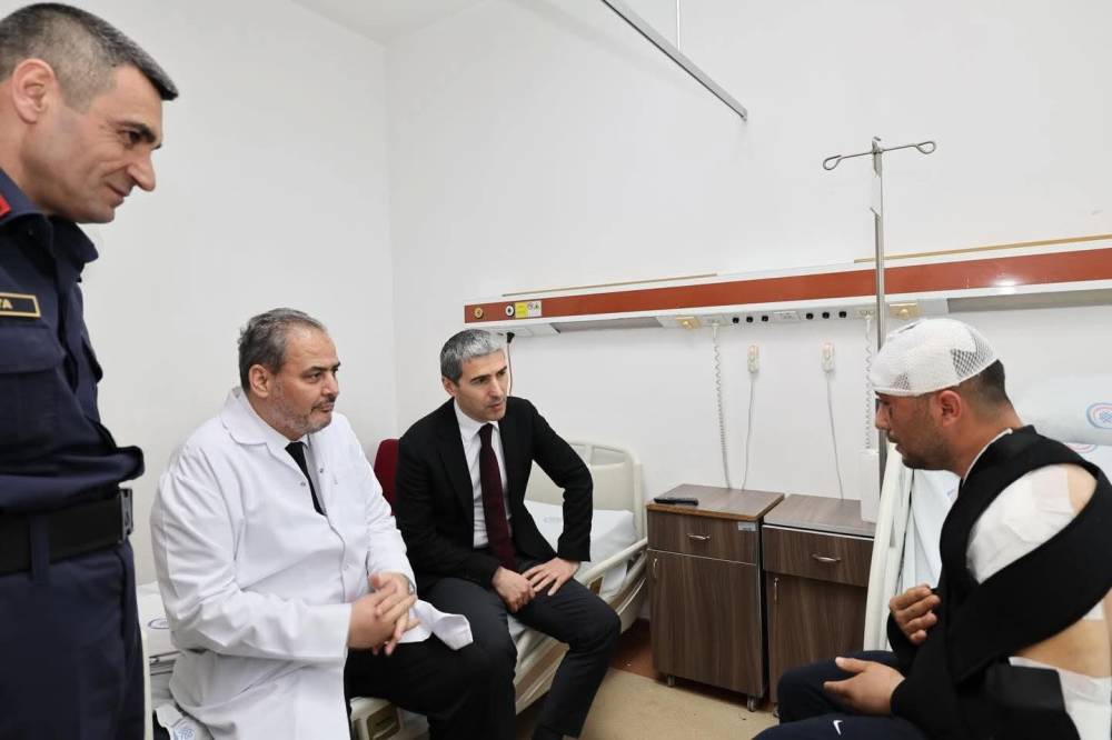 Yaralı uzman &ccedil;avuşa ziyaret