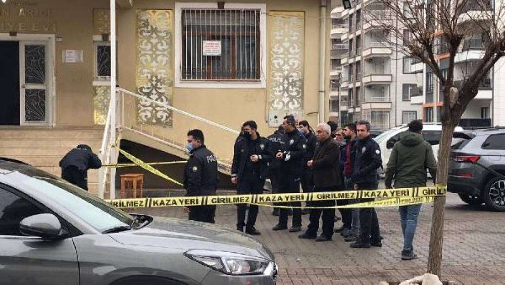 Taziye evinde silahlı kavga: 3 yaralı