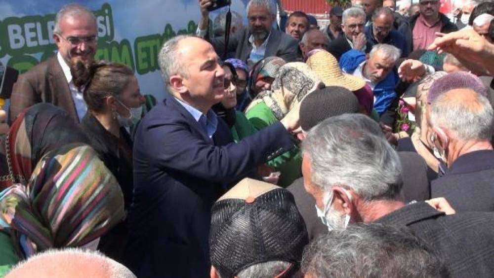 Rize’de dağıtılan 53 bin ata tohumuna yoğun ilgi