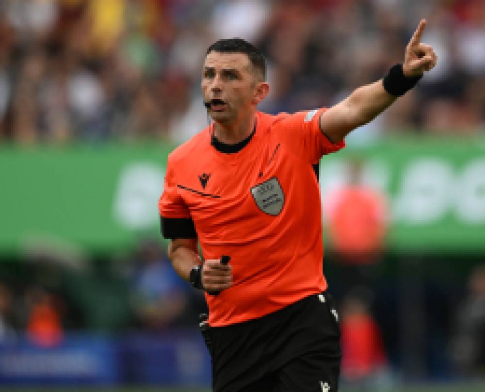 Kosova - T&uuml;rkiye ma&ccedil;ını Michael Oliver y&ouml;netecek 