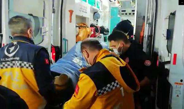 Erzincan'da yolcu otobüsü devrildi: 4’ü ağır 22 yaralı