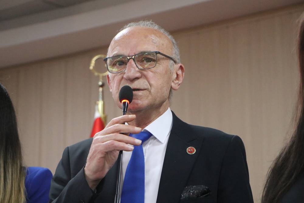 Y&uuml;reğir Belediyesi Başkan Vekili, CHP'li Cafer Boyraz oldu