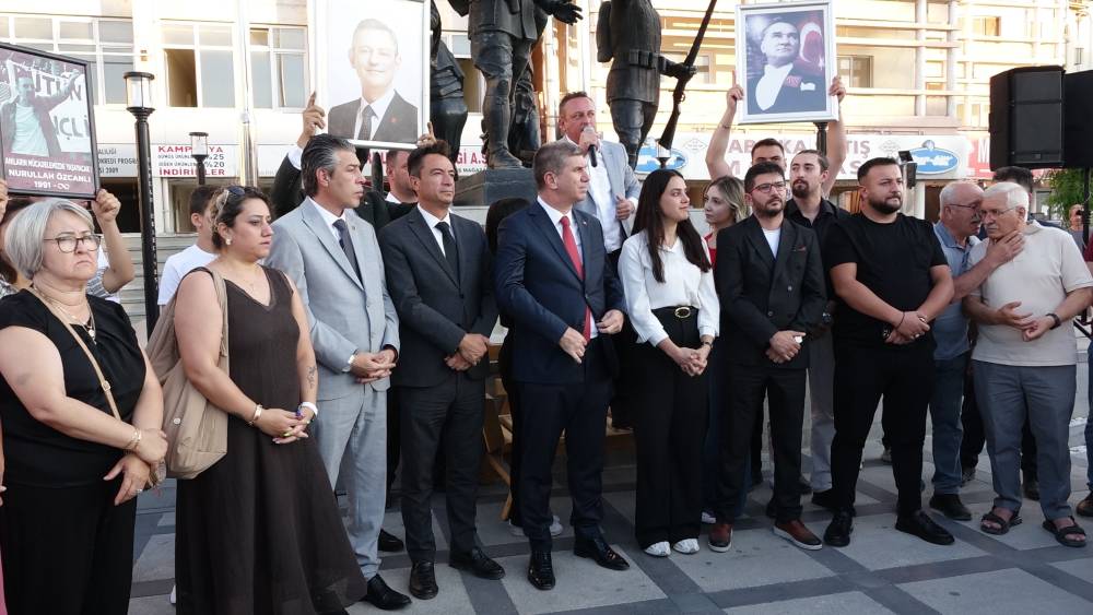 Burdur CHP'de istifalar 