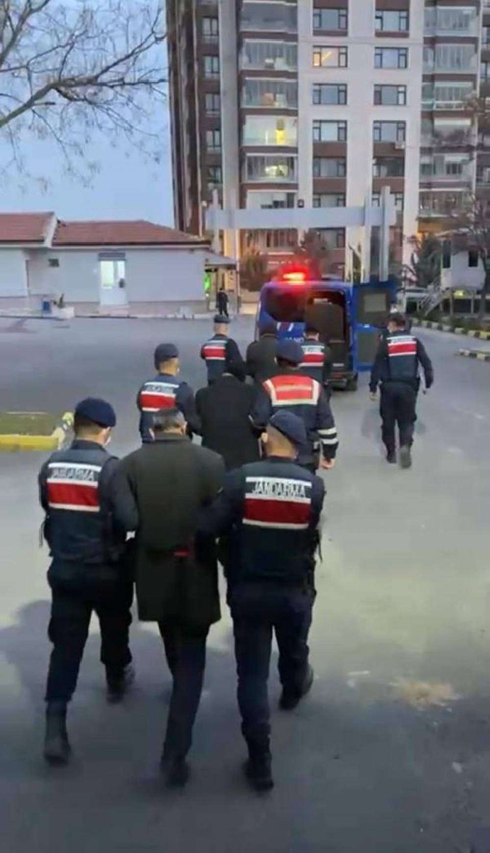 Besiciyi kandırıp, 11 ineğini götüren 3 şüpheli tutuklandı