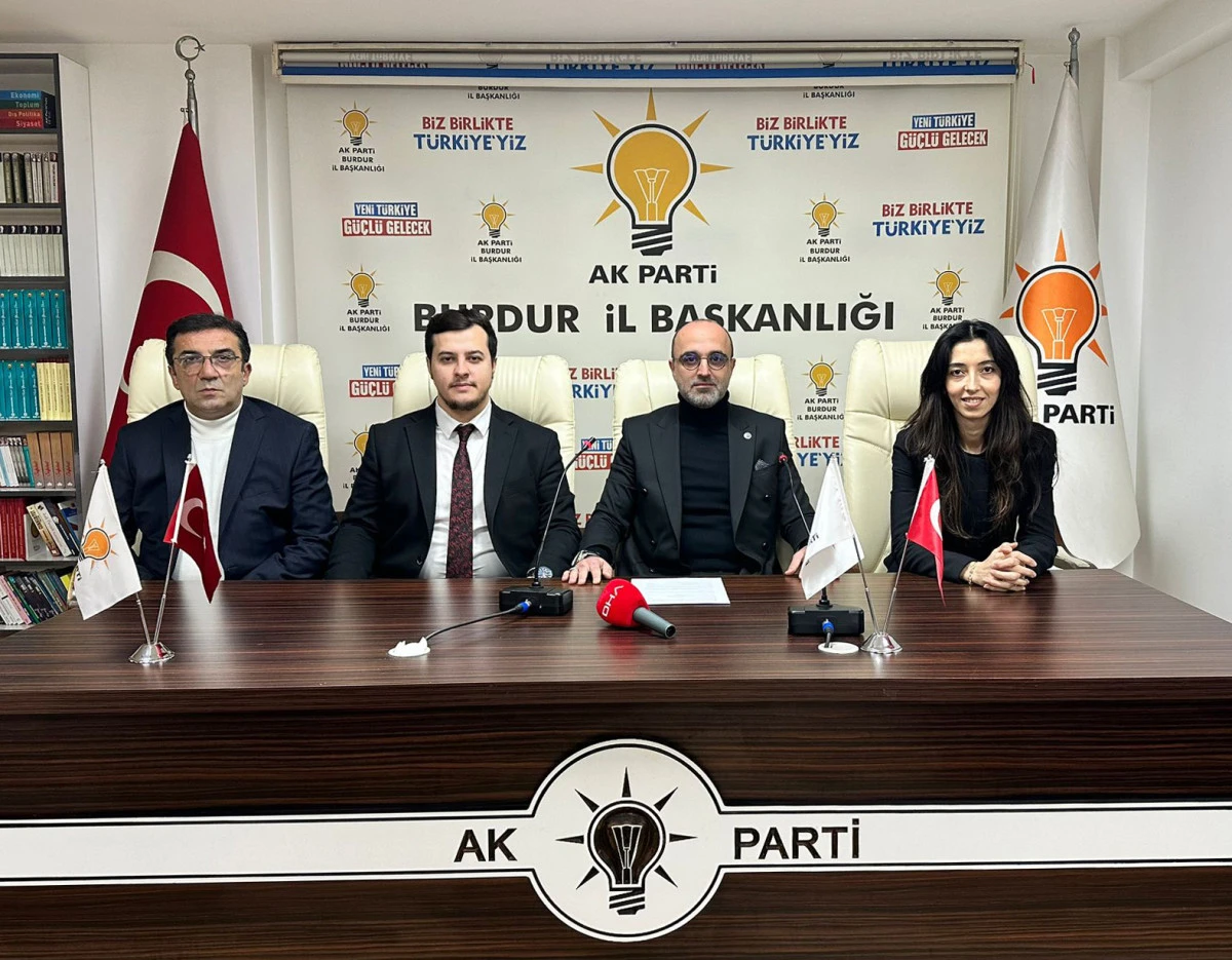 AK Partili &Ouml;zboyacı: &Uuml;ye sayımız 32 bin 80'e ulaştı