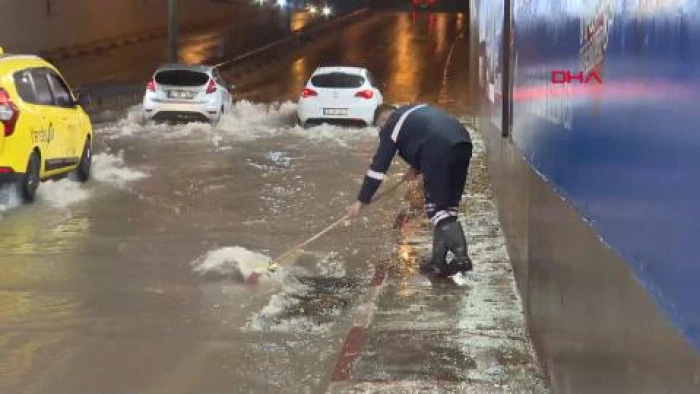 Antalya- B&uuml;y&uuml;kşehir, 714 personel, 374 ara&ccedil; ile sahadaydı