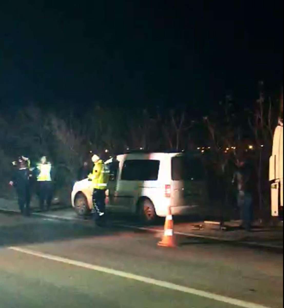 Arızalanan TIR'ını tamir etmeye çalışan Polonyalı şoför, TIR'ın çarpmasıyla öldü