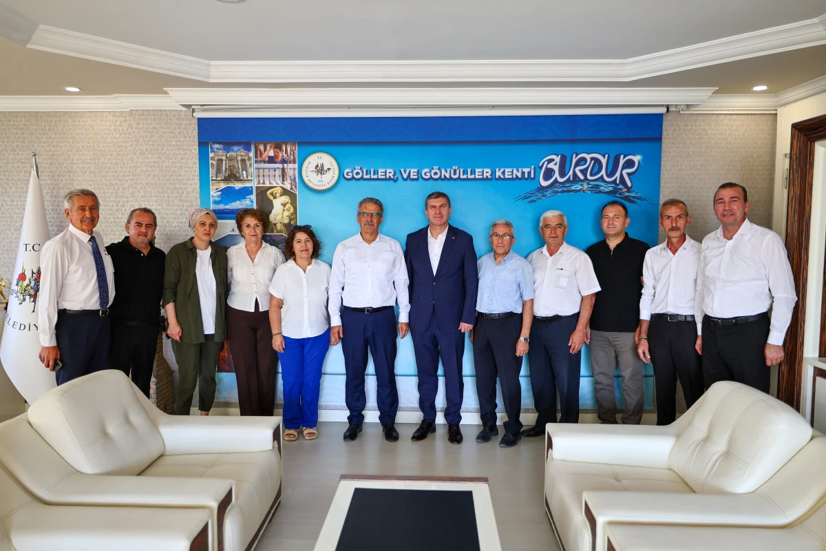 BAŞKAN ERCENGİZ, BURDUR KENT KONSEYİ Y&Ouml;NETİMİNİ AĞIRLADI
