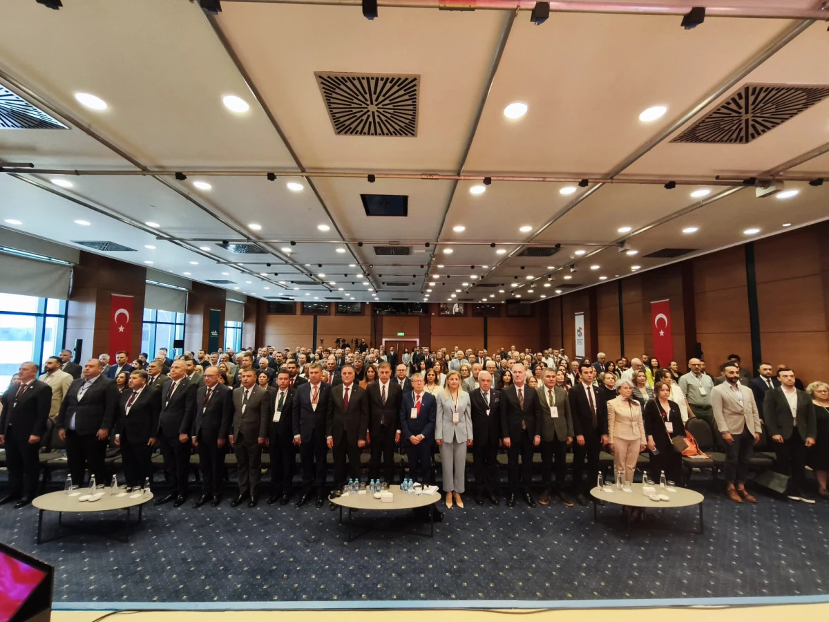 BAŞKAN ERCENGİZ SAĞLIKLI KENTLER FORUMU&rsquo;NDA YERİNİ ALDI