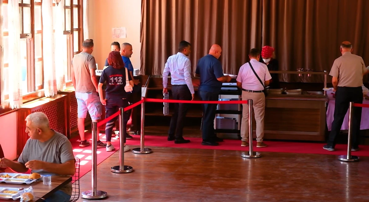 Başkan Ercengiz’den dayanışma çağrısı: “Kent Lokantasında Askıda Yemek Uygulaması Devam Ediyor”