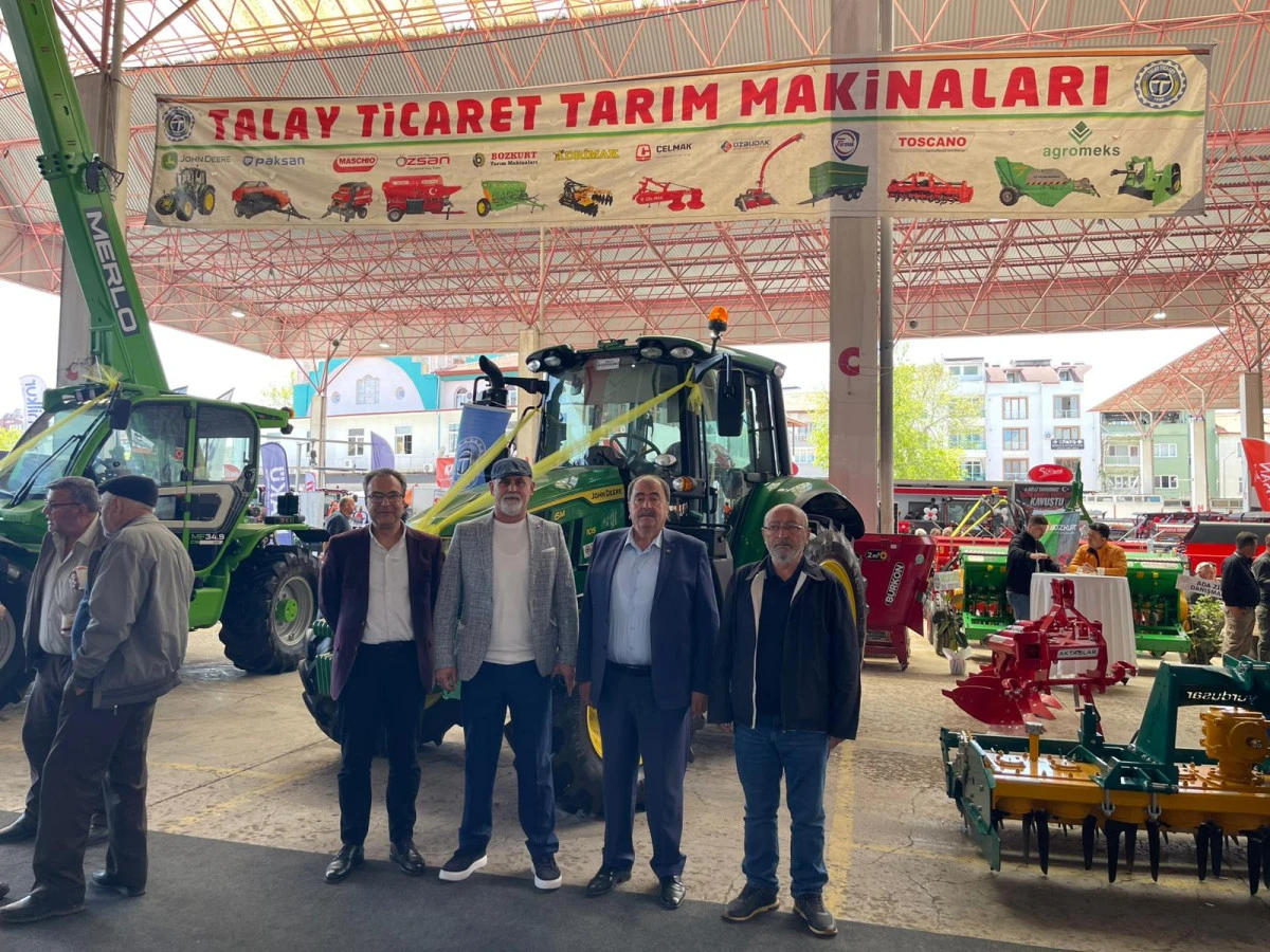 BAŞKAN ME&Ccedil;İKOĞLU&rsquo;NDAN TEKE Y&Ouml;RESİ TARIM FUARI&rsquo;NA ZİYARET