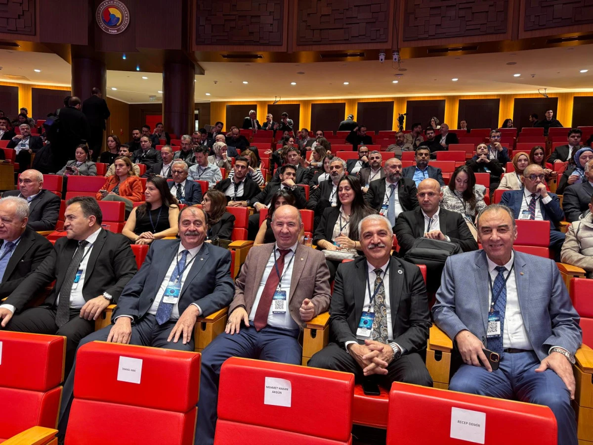 Bucak TSO Başkanı Meçikoğlu, Ankara E-İhracat Zirvesi’ne katıldı