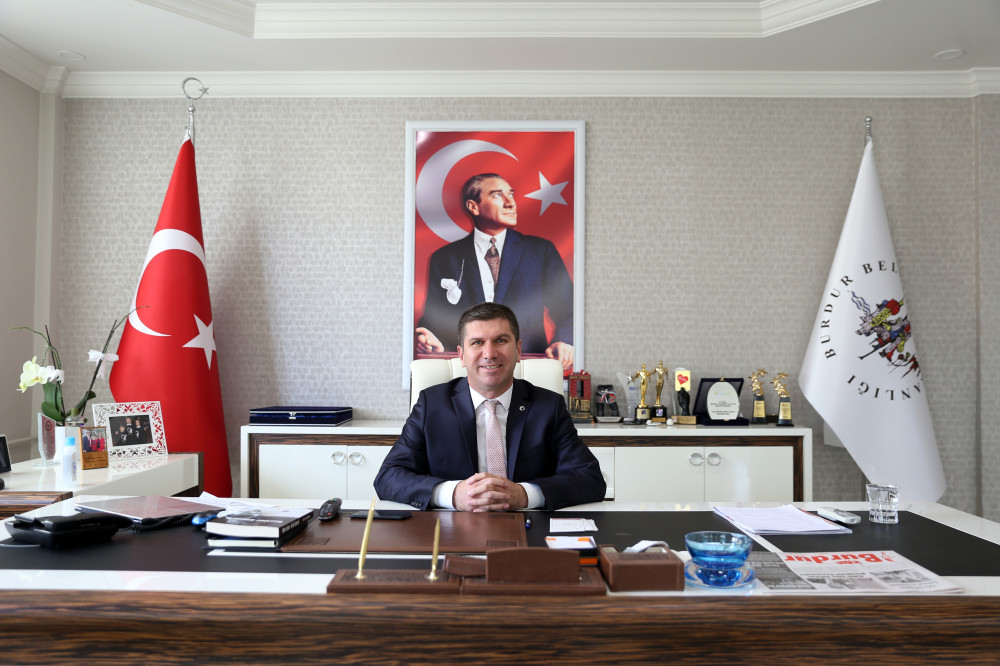 Burdur Belediye Başkanı Ali Orkun Ercengiz Kurban Bayramı nedeniyle bir mesaj yayınladı