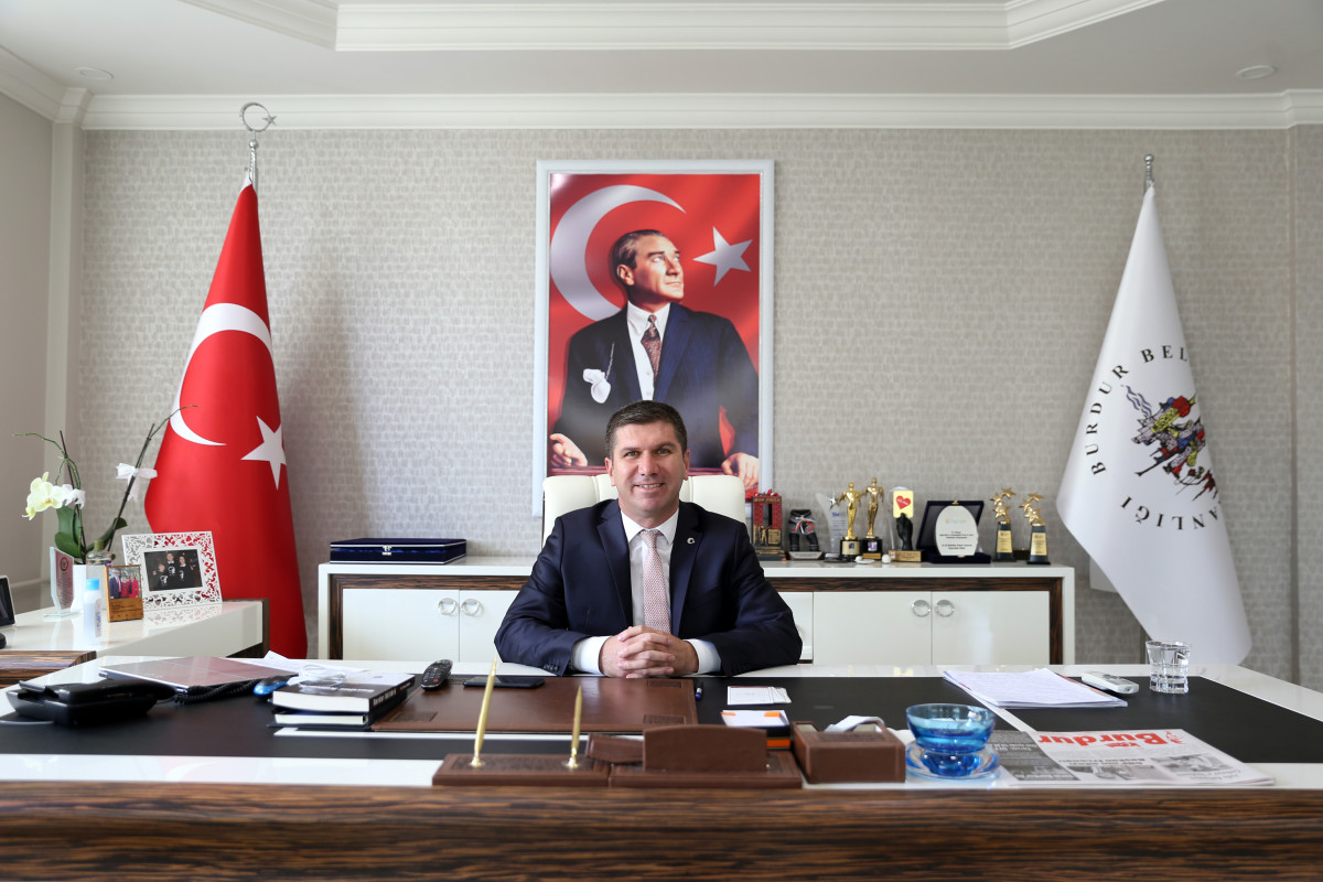 Burdur Belediye Başkanı Ali Orkun Ercengiz Ramazan Bayramı nedeniyle mesaj yayınladı