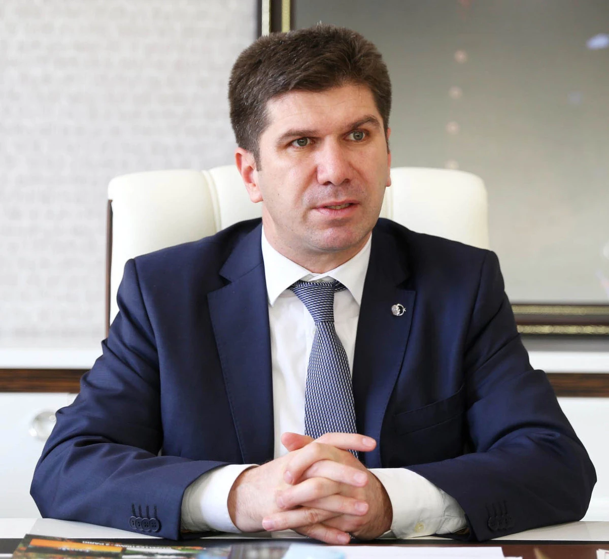 Burdur Belediye Başkanı Ercengiz'den 'Ayrılıklar zordur' paylaşımı