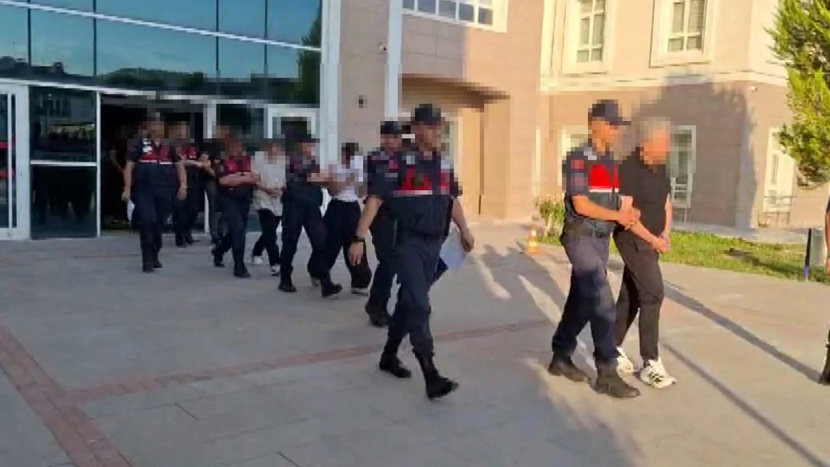 Burdur merkezli yasa dışı bahis soruşturmasında 7 tutuklama