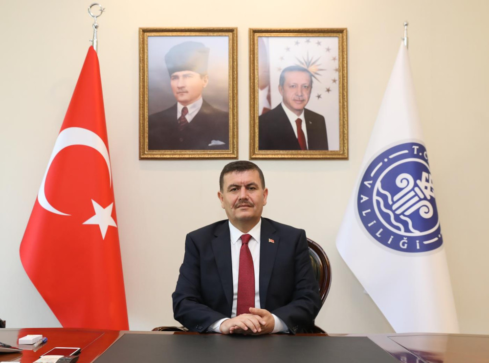Burdur Valisi Sayın Ali Arslantaş Kurban Bayramı dolayısıyla kutlama mesajı yayınladı