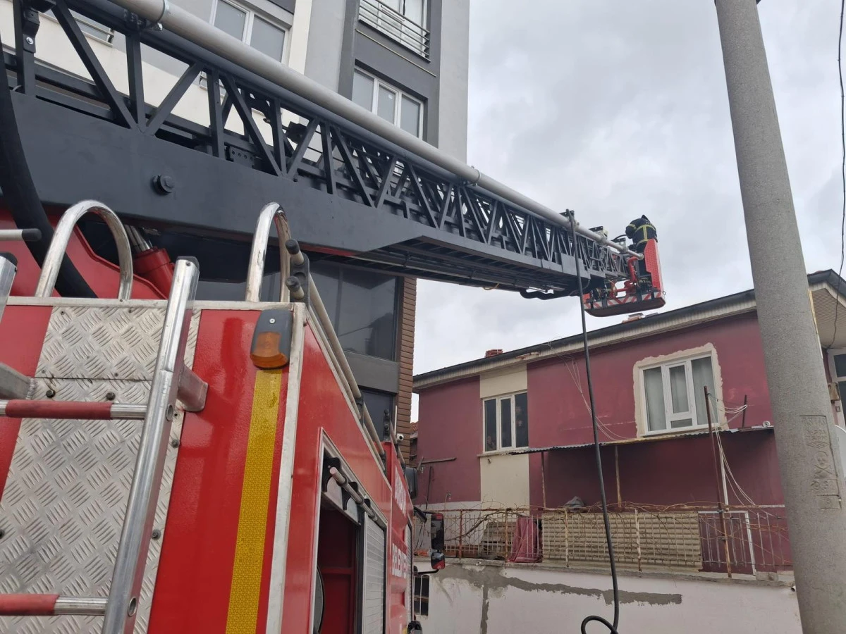 Burdur&rsquo;da baca yangını korkuttu