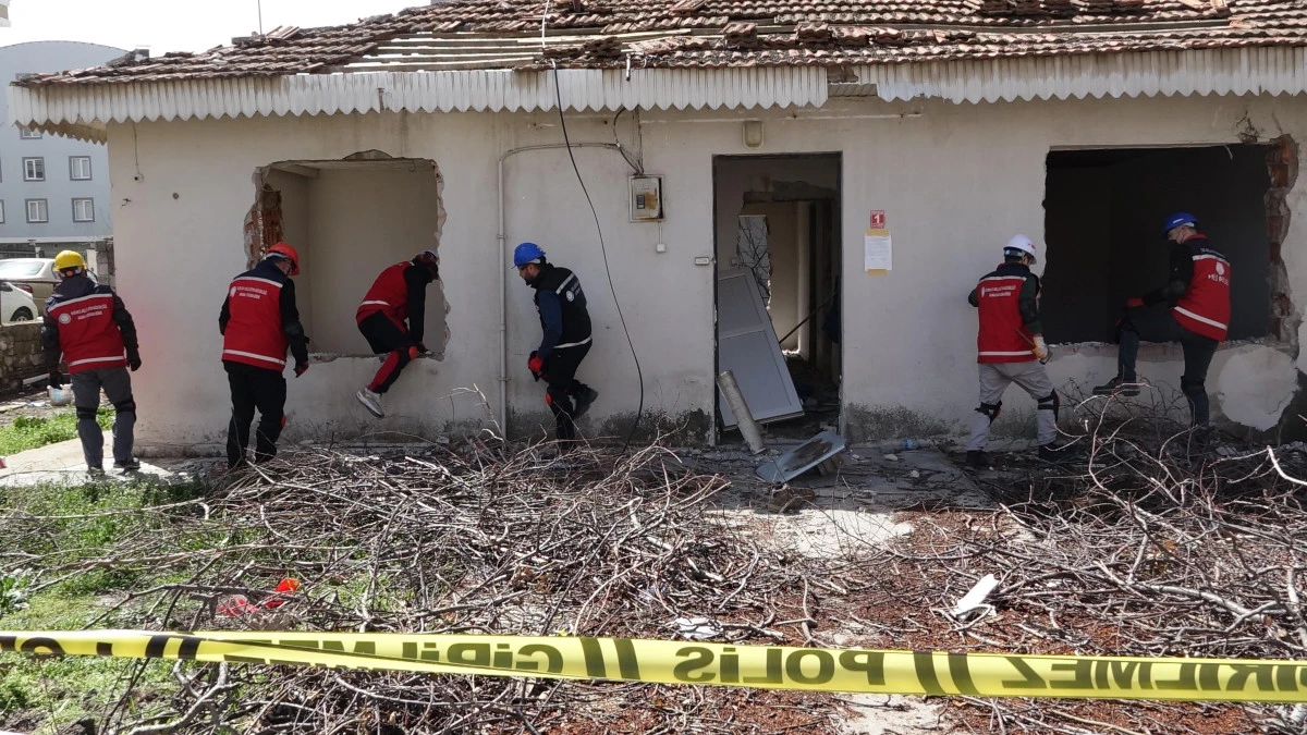 Burdur'da deprem tatbikatı