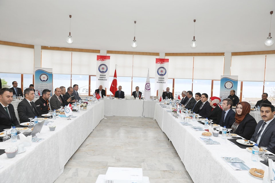Burdur'da Kış Mevsimi Trafik Tedbirleri Toplantısı yapıldı